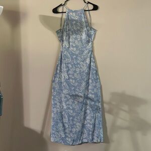 Reformation long dress blue floral halter open tie up back high thigh slit sz 2